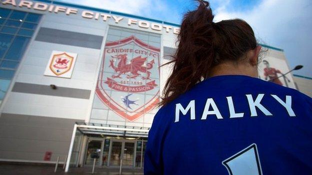 Cardiff Supporter out side the Cardiff City Stadium