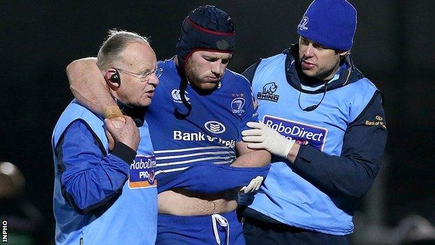 Sean O'Brien goes off injured