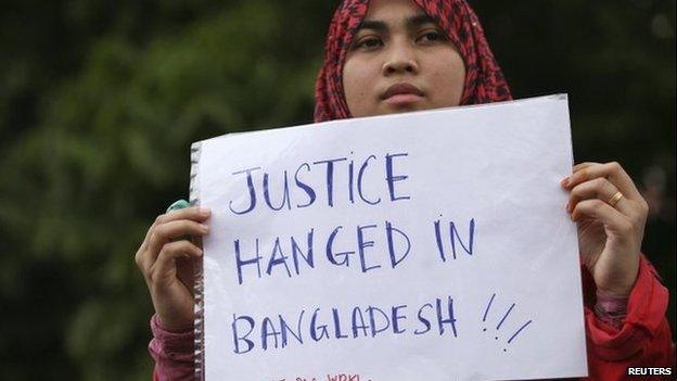 A supporter of the Pan-Malaysian Islamic Party (PAS) protests against the hanging of Bangladesh"s Jamaat Islamic Party leader Abdul Quader Mollah outside the Bangladesh embassy in Kuala Lumpur December 27, 2013