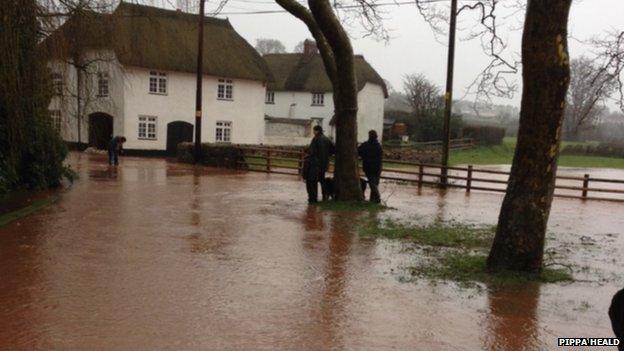 Flooding at Kenn, near Exeter, 1 Jan 2014