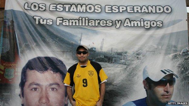 Chilean miner Carlos Barrios, one of the 33 recently rescued from San Jose mine, is seen upon arrival at his house in Copiapo, 800 km north of Santiago, on October 15, 2010