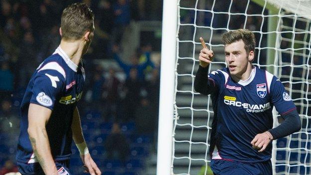 Melvin De Leeuw and Graham Carey celebrate for Ross County