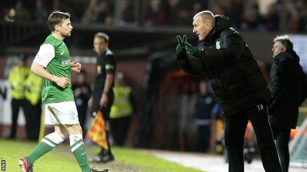 Terry Butcher issues instructions to Lewis Stevenson