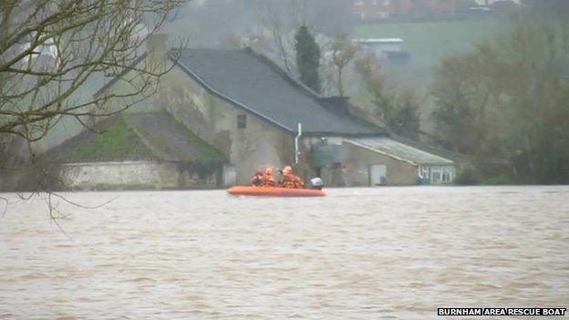 Flood rescue underway in Somerset