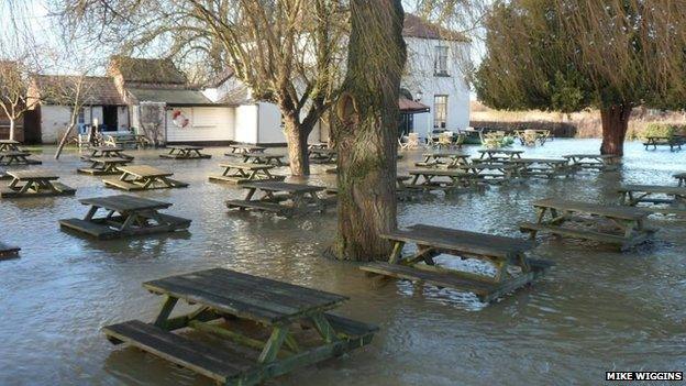 Isis Farmhouse near Iffley Lock