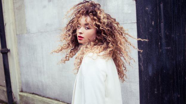 Ella Eyre