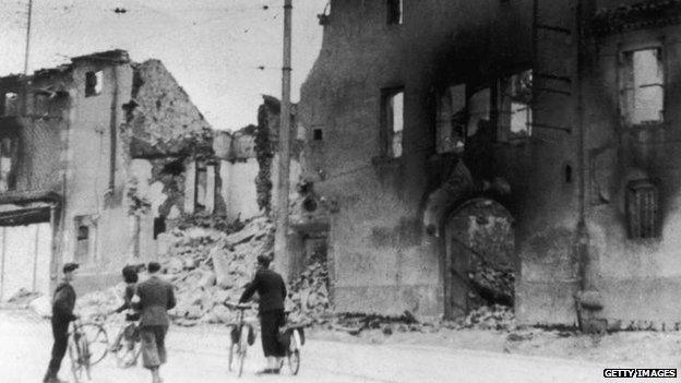 Oradour-sur-Glane, 1944