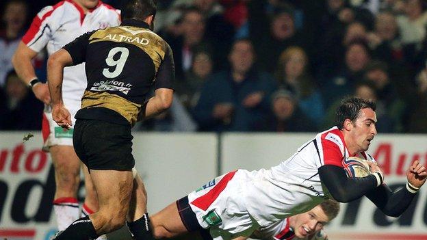 Ruan Pienaar scores Ulster's second try in Friday's game