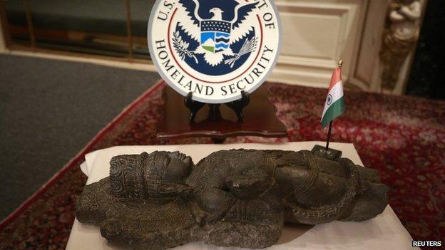 An ancient sculpture that has been returned by the US to India on 14 January 2014