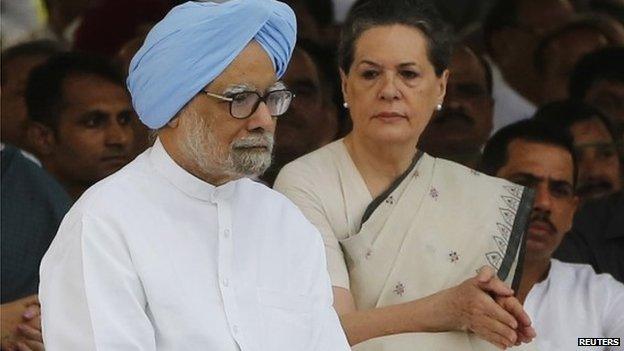 Indian Prime Minister Manmohan Singh and Sonia Gandhi on 20 August 2013