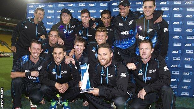 New Zealand with the T20 series trophy