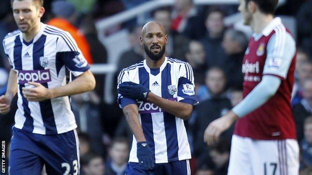 Nicolas Anelka makes his "quenelle" gesture