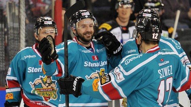 Colin Shields (centre) scored a hat-trick for Belfast at Murrayfield on Sunday night