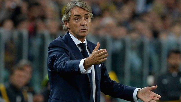 Galatasaray manager Roberto Mancini