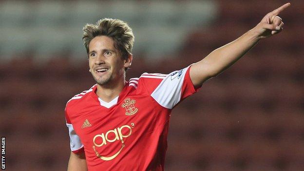 Southampton winger Gaston Ramirez