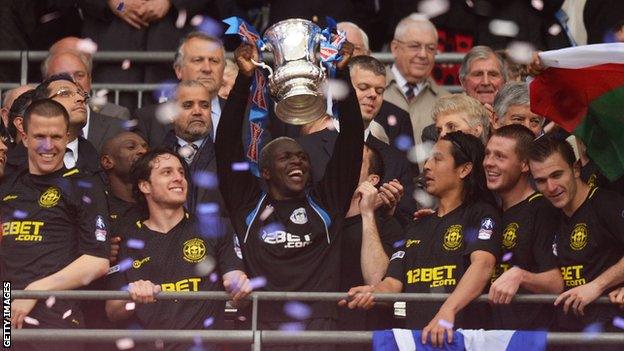 Wigan celebrate winning the FA Cup in 2013