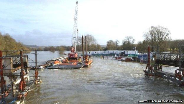 Flooding in Pangbourne