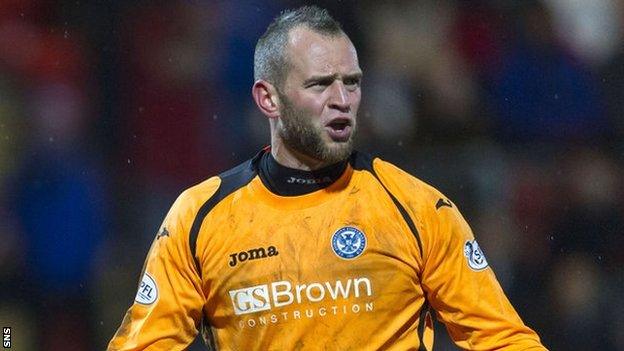 St Johnstone goalkeeper Alan Mannus