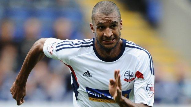 David Ngog leaves Bolton for Swansea