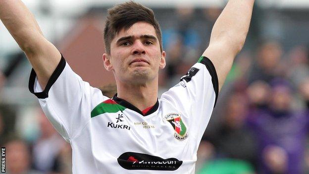 Jimmy Callacher has joined Linfield from Glentoran