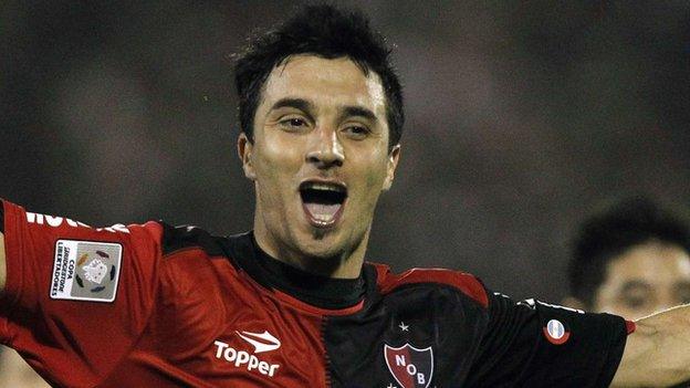 Ignacio Scocco celebrating a goal during a previous spell at Newell's Old Boys