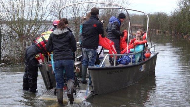 Humanitarian boat from Muchelney to Langport