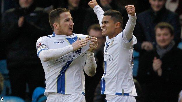 Ross McCormack celebrates