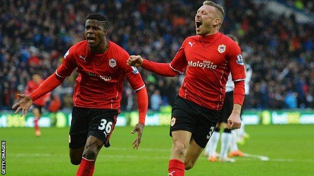 Wilfried Zaha & Craig Bellamy celebrate