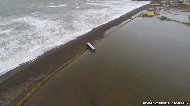 Bus in Newgale