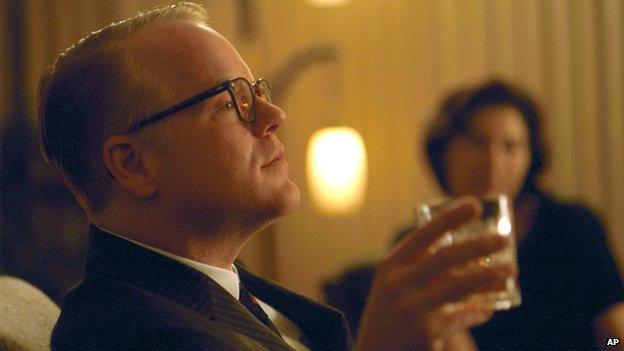 Philip Seymour Hoffman as Tuman Capote