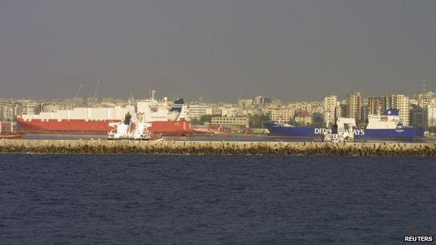 Norwegian cargo vessel Taiko (L) and Danish vessel Ark Futura in Latakia (27 January 2014)