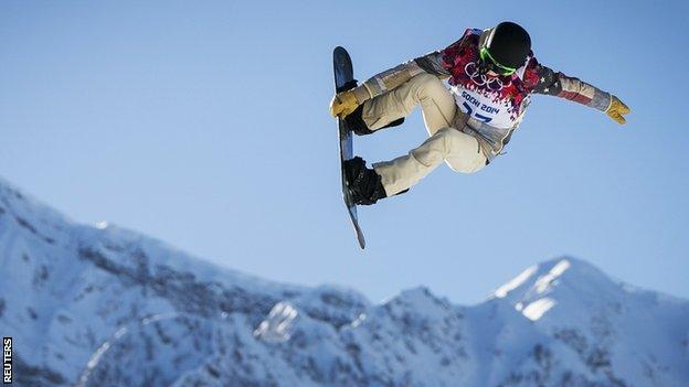 Shaun White practises on the Sochi slopestyle course