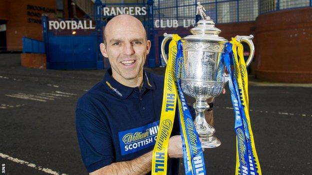 Alex Rae with the Scottish Cup