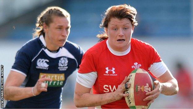 Rachel Taylor in action for Wales