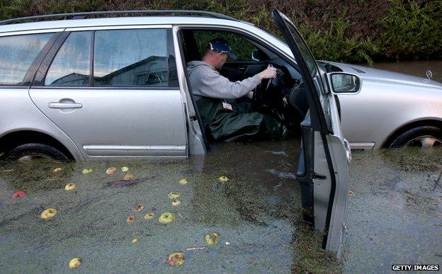 Flooded car in Somerset, 2014