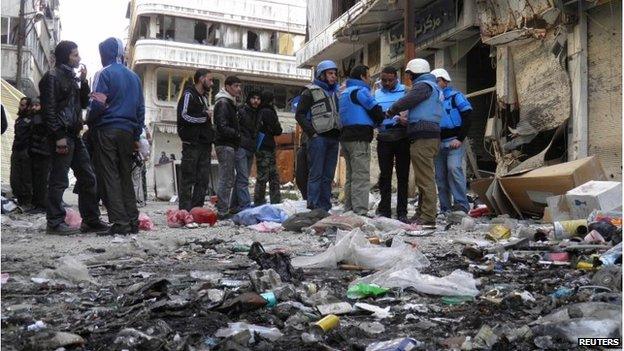 Aid workers in Homs, Syria (8 Feb 2014)