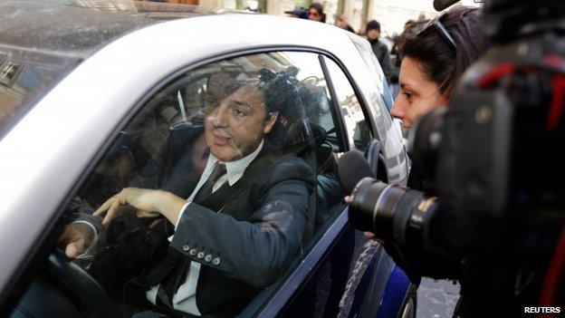 Matteo Renzi leaves the prime minister's office (12 Feb 2014)