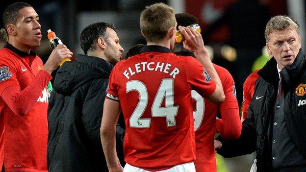 David Moyes with Manchester United players