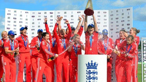 England women's cricket team win the Ashes