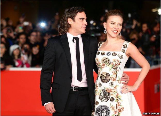 Joaquin Phoenix, Scarlett Johansson