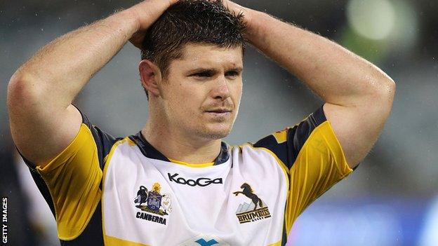 Ulster have signed Irish-born loosehead prop Ruaidhri Murphy