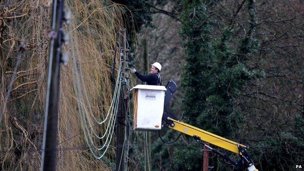 Mending power cables