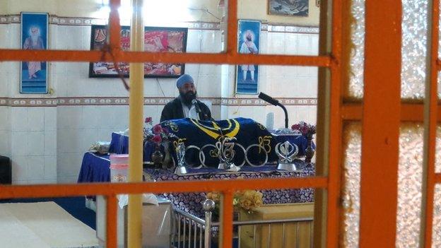 Image of inside Trilokpuri gurdwara taken by the BBC's Andrew North