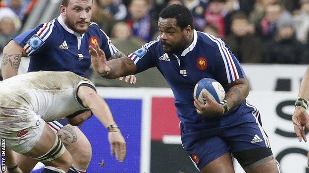 France's Mathieu Bastareaud in action against England