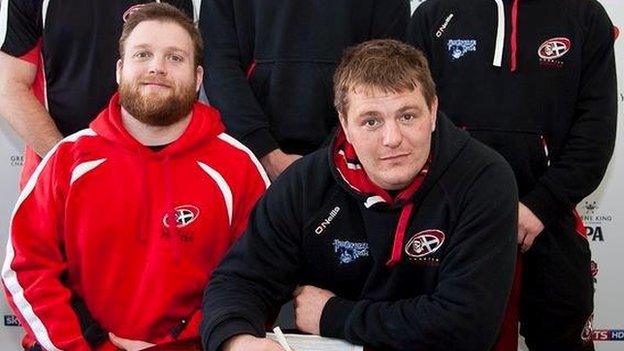 Cornish Pirates announce re-signs