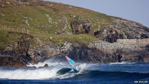 Wind surfing