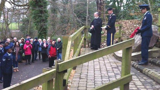 Ceremony at Endcliffe Park