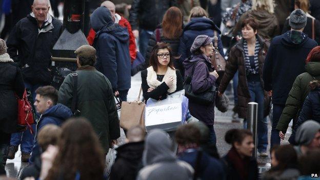 People in Buchanan St, Glasgow