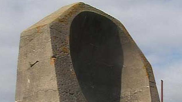 Kilnsea sound mirror