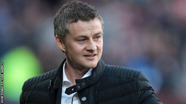 Cardiff manager Ole Gunnar Solskjaer